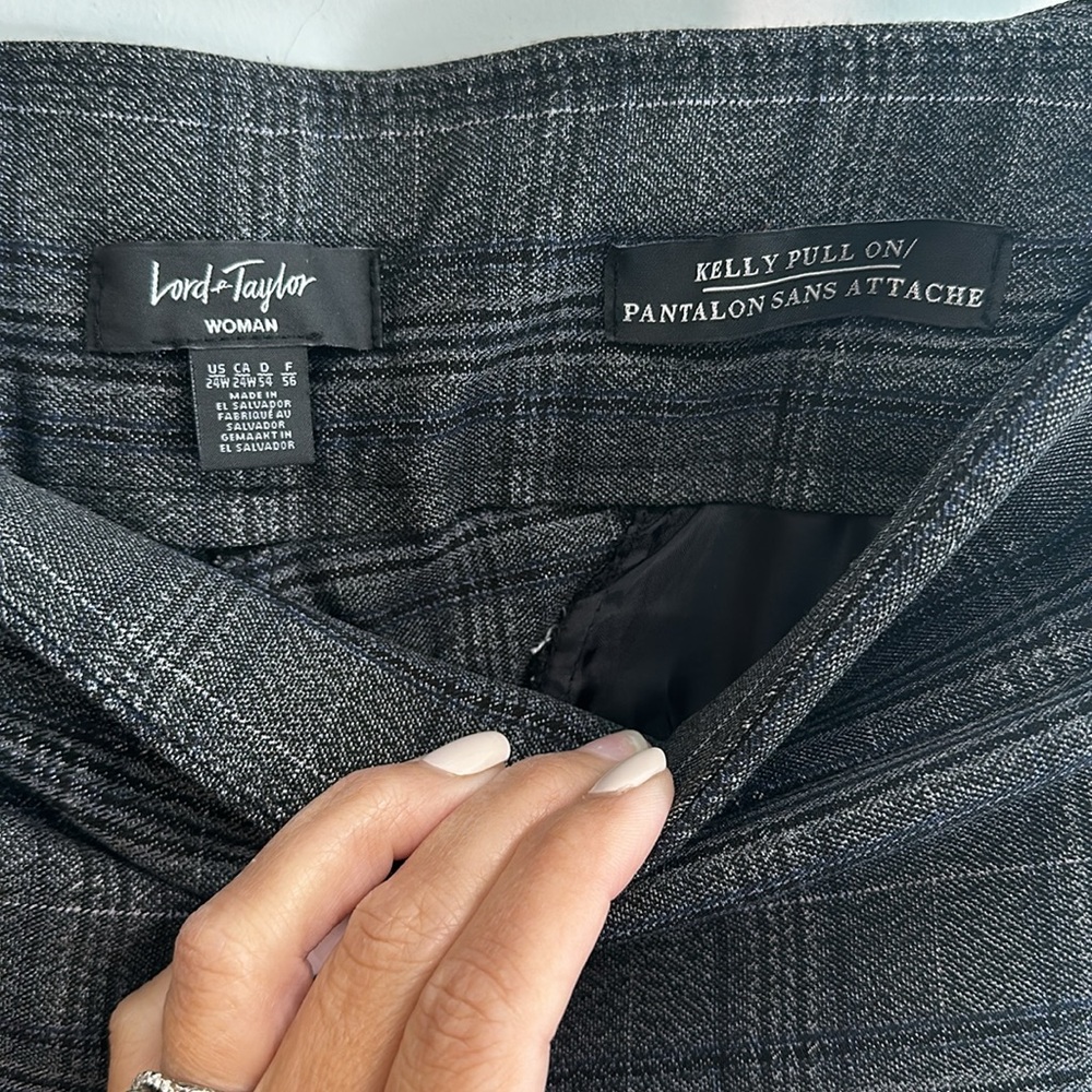 Stretch pull on patterned pant - Picture 2 of 5